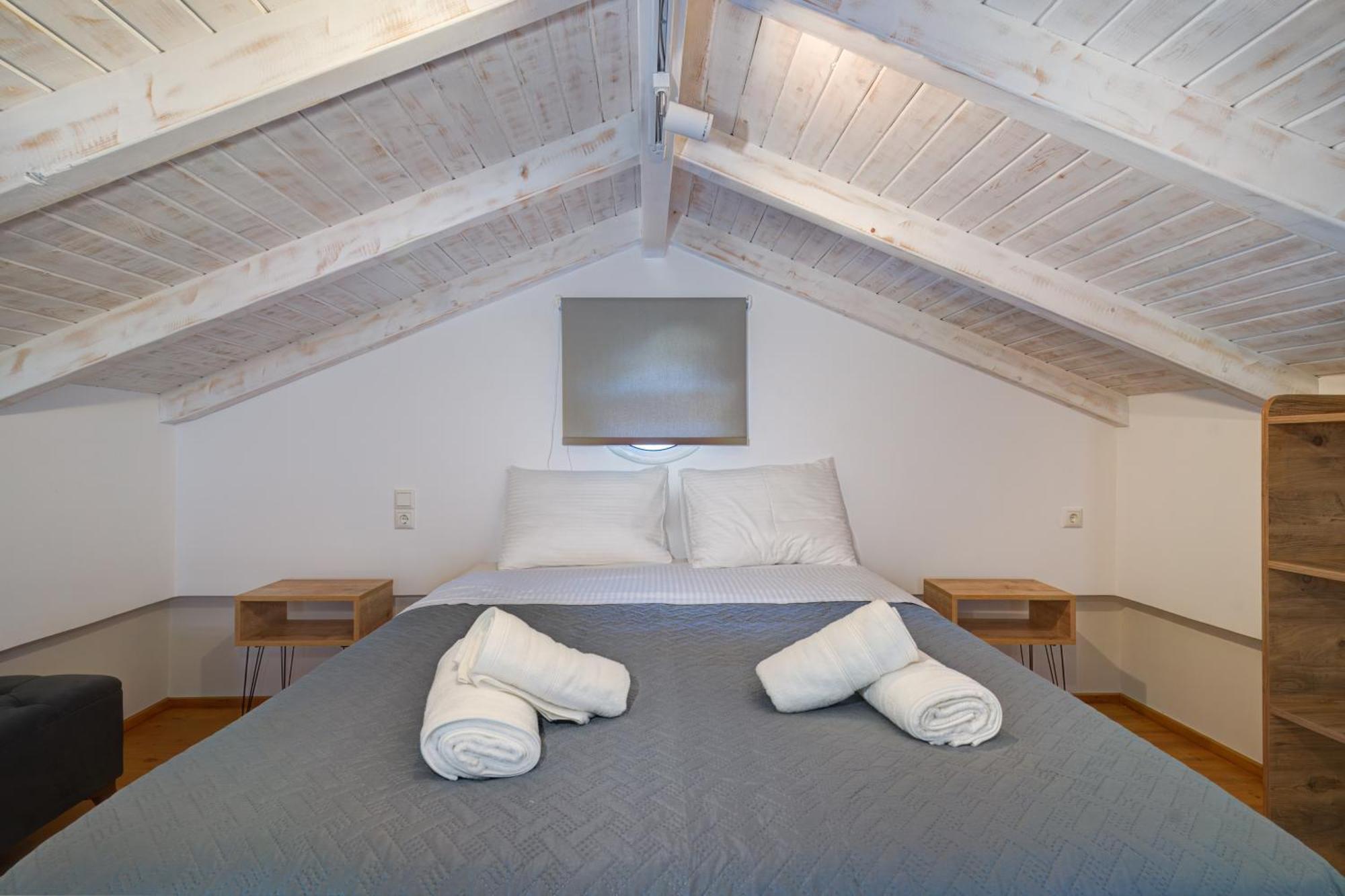 Molos Beachfront Apartments In Diakoptó Kültér fotó