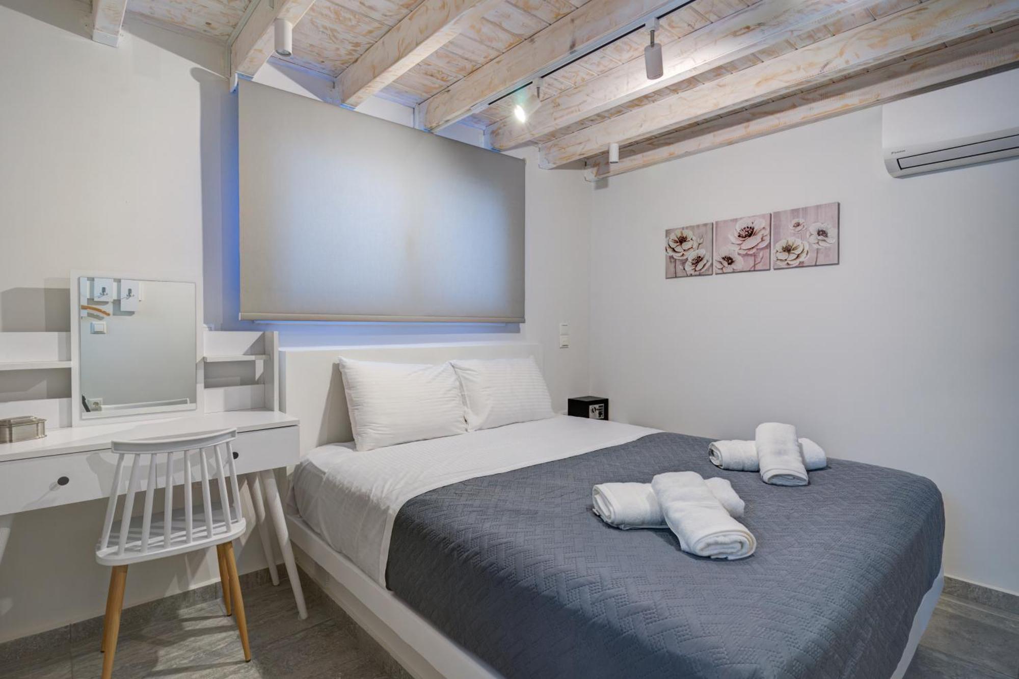 Molos Beachfront Apartments In Diakoptó Kültér fotó