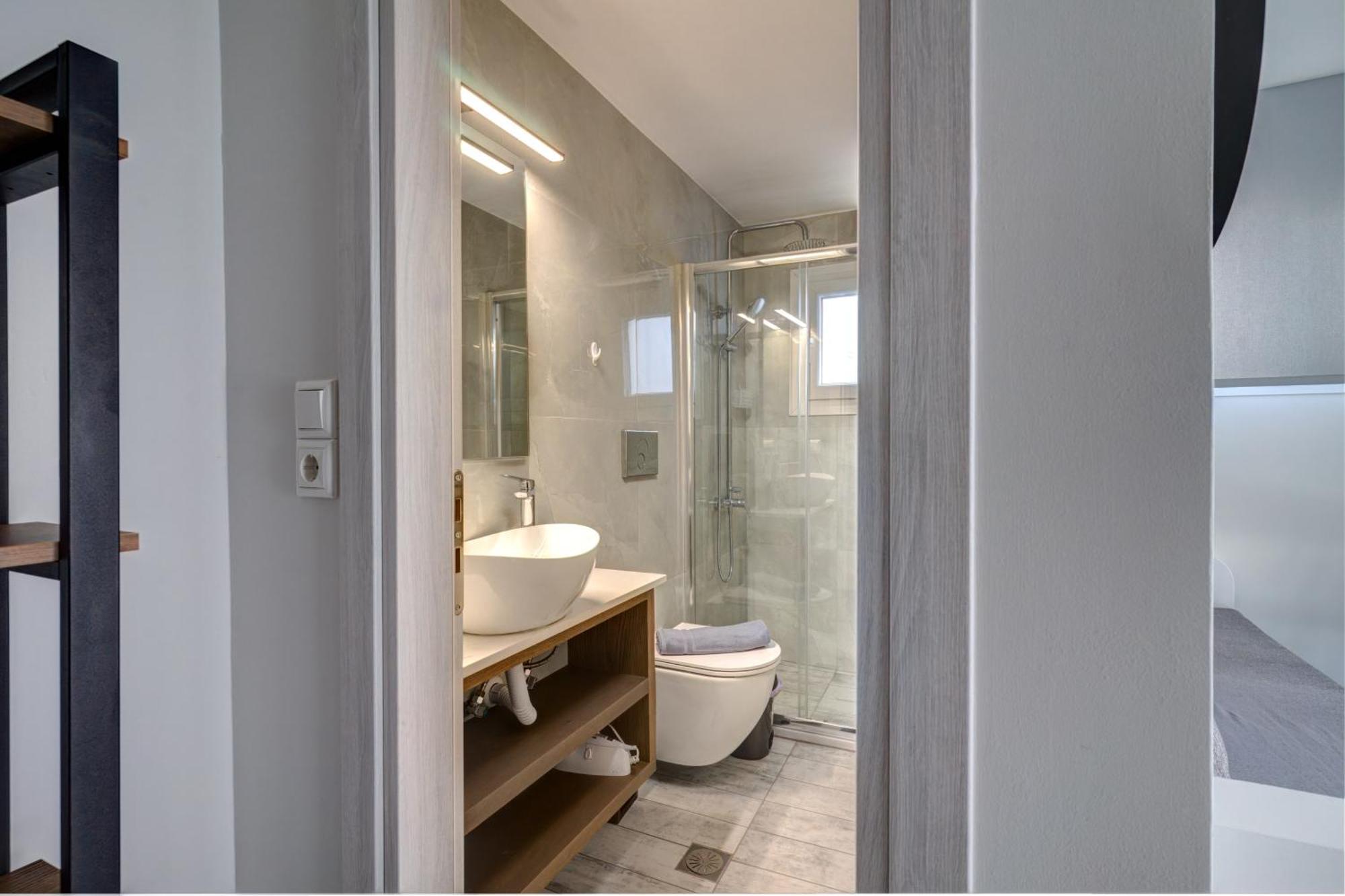 Molos Beachfront Apartments In Diakoptó Kültér fotó