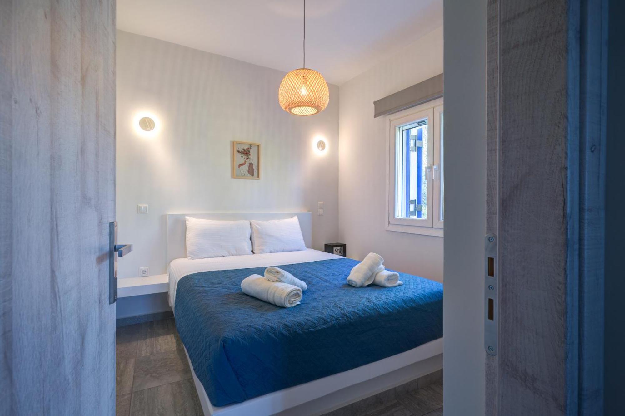 Molos Beachfront Apartments In Diakoptó Kültér fotó