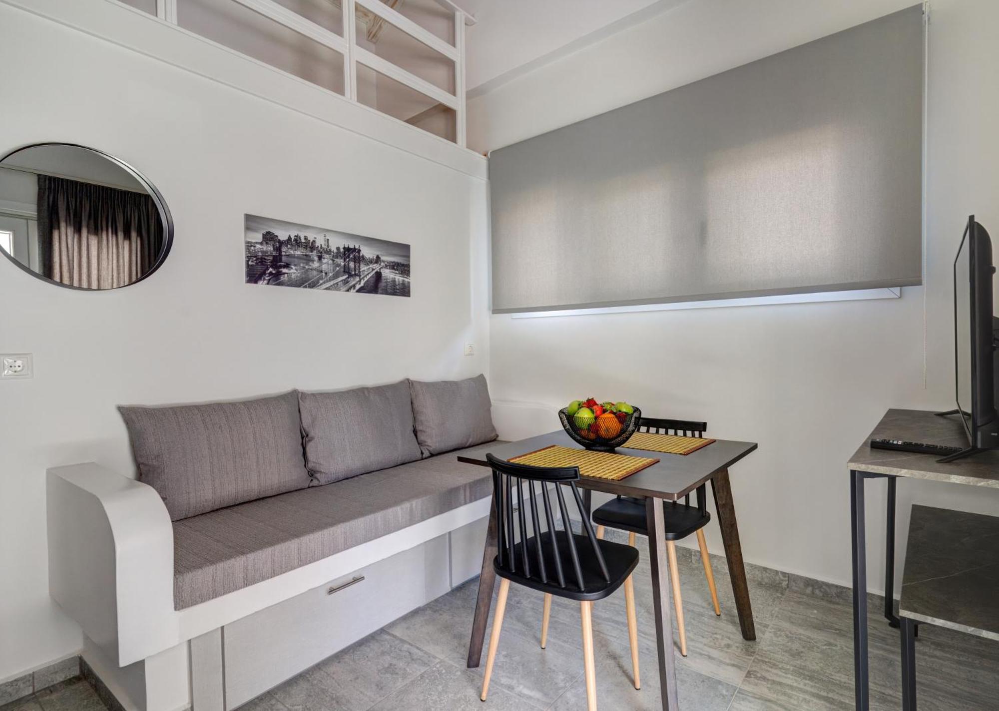 Molos Beachfront Apartments In Diakoptó Kültér fotó