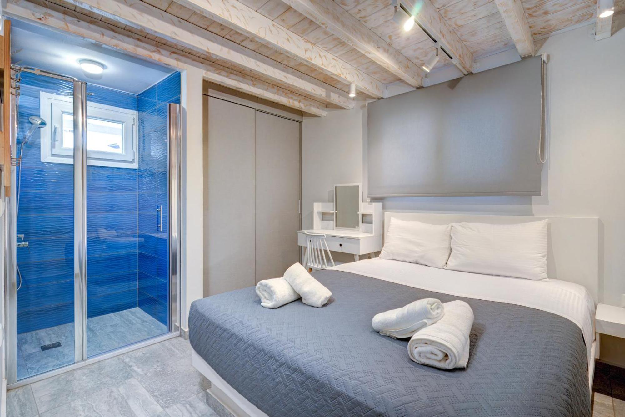 Molos Beachfront Apartments In Diakoptó Kültér fotó
